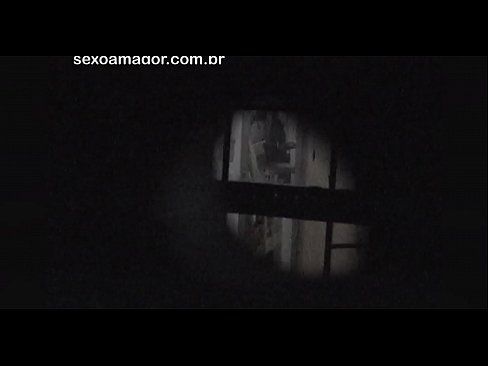 ❤️ Blondie diam-diam direkam oleh seorang intip lingkungan yang tersembunyi di balik batu bata berlubang ❤❌ Video anal di id.elitemangas.top ️❤