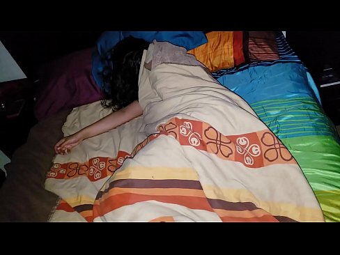 ❤️ Anak tiri memarahi ibu tirinya yang masih muda saat dia tidur. ❤❌ Video anal di id.elitemangas.top ️❤